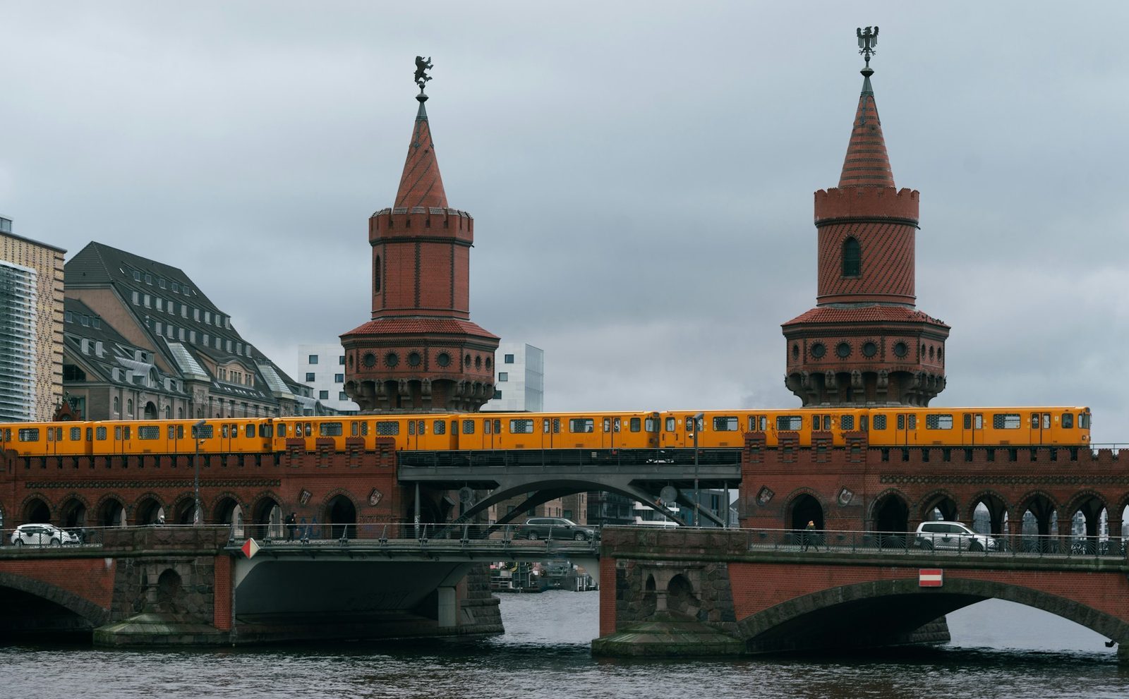The yellow U-Bahn crossing the Oberbaumbrücke near the East Side Gallery