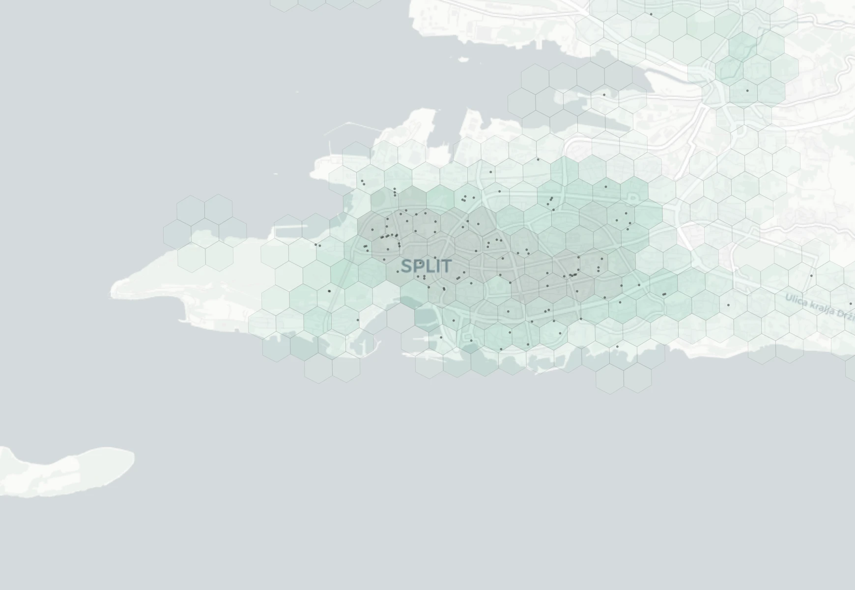 Split Family heatmap -- neighborhood scores